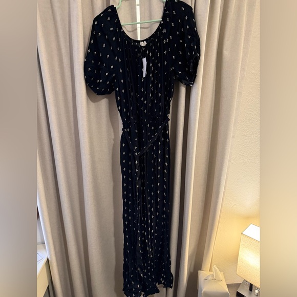 LOFT Pants - LOFT Crepe Cropped Wide Leg Patterned Belted Jumpsuit M New